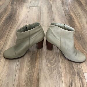 Women's Cole Haan Gray Taupe Ankle Booties 5.5
